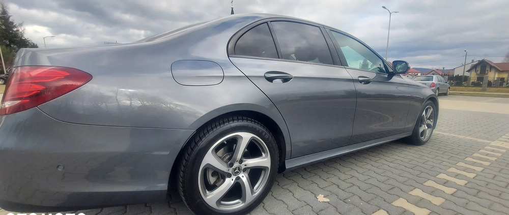 Mercedes-Benz Klasa E cena 149900 przebieg: 45403, rok produkcji 2018 z Rzgów małe 562